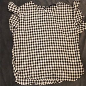 Ruffle sleeved blouse